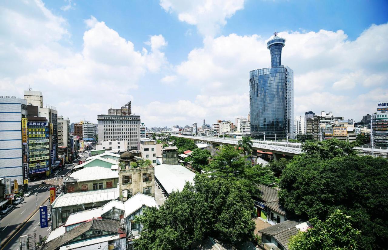 Cityinn Hotel Plus - Taichung Station Branch Exterior foto